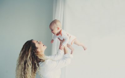 Des astuces pour stimuler l’éveil de bébé